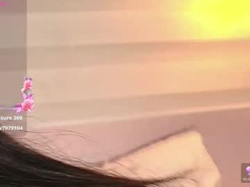 Emily_Sweett12 Chaturbate stream image from November 13, 2025