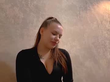 Simoneathearn Chaturbate stream image from November 13, 2025