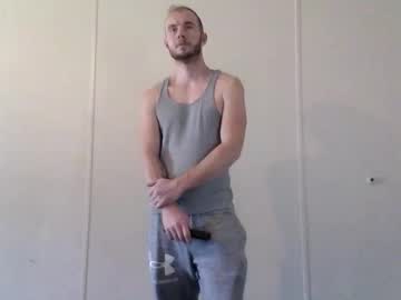 Handsumman123 Chaturbate stream image from November 13, 2025