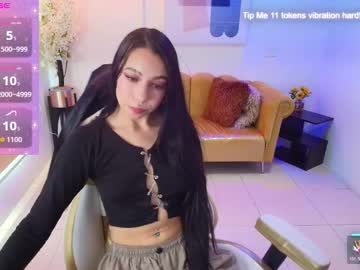 Charlotte_18t Chaturbate stream image from November 13, 2025