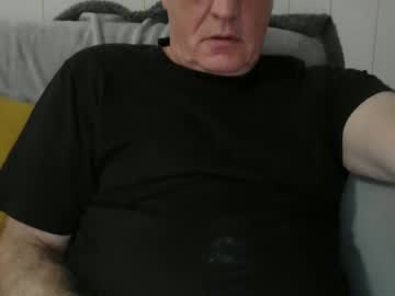 Loveroflatinas1 Chaturbate stream image from November 13, 2025