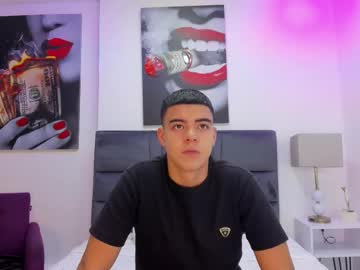 Kris_Dolph Chaturbate stream image from November 13, 2025