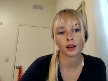 Lunaskyexo Chaturbate stream image from November 13, 2025