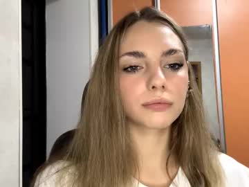Pricillahoinacki Chaturbate stream image from November 13, 2025