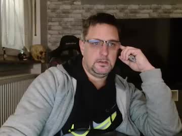 Wirzwei8883 Chaturbate stream image from November 13, 2025