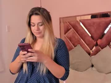 Ashleyy_Blonde Chaturbate stream image from November 13, 2025