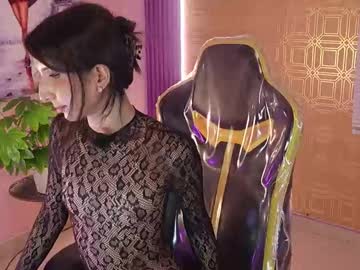 Bella19__ Chaturbate stream image from November 13, 2025