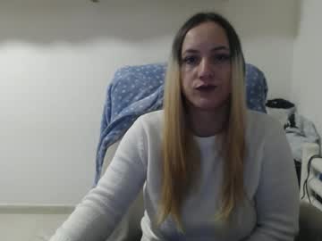 Brithneyluw Chaturbate stream image from November 13, 2025