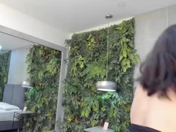 Mayacapriles Chaturbate stream image from November 13, 2025