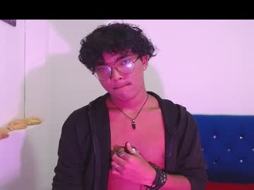Poloarmada123 Chaturbate stream image from November 13, 2025