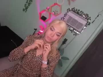 Asiancummer_Bry69 Chaturbate stream image from November 14, 2025