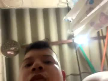 Bradley10owen Chaturbate stream image from November 14, 2025