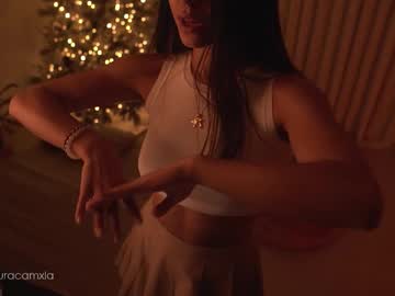 Colouristic Chaturbate stream image from November 14, 2025