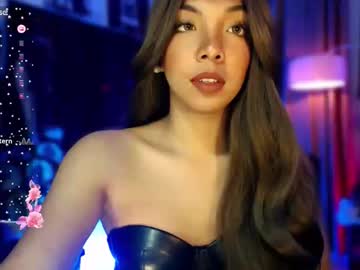 Louisassy Chaturbate stream image from November 14, 2025