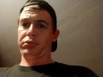 Flybuy2525 Chaturbate stream image from November 14, 2025