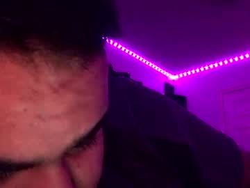 Axelfigueroa2 Chaturbate stream image from November 14, 2025