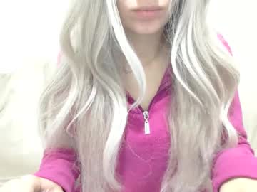 Camillebunny Chaturbate stream image from November 14, 2025