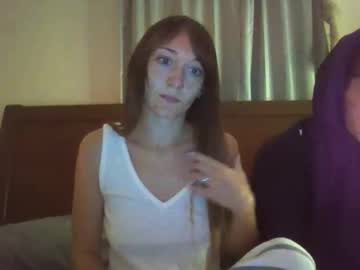 Thecouplenextfloor stream image from November 14, 2025