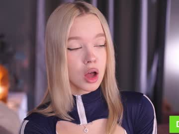 Boobybliss Chaturbate stream image from November 14, 2025