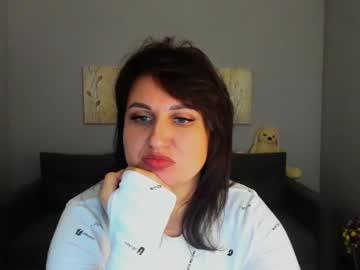 Helen_Rossi Chaturbate stream image from November 14, 2025