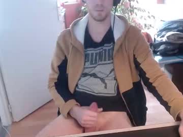 Hornygaren Chaturbate stream image from November 14, 2025