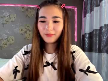 Claribelatienza Chaturbate stream image from November 14, 2025