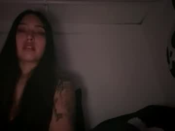 Masturbatingmariamiller Chaturbate stream image from November 14, 2025