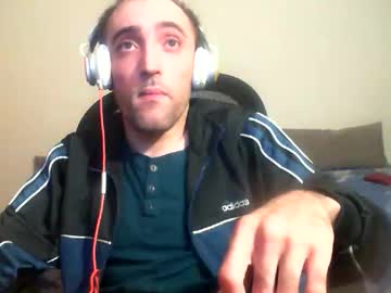 Bentish Chaturbate stream image from November 14, 2025