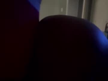 Mikkilonglegs11 Chaturbate stream image from November 14, 2025