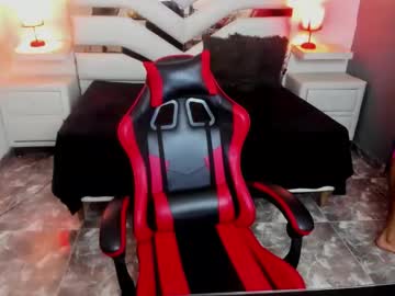 Janemoli Chaturbate stream image from November 14, 2025
