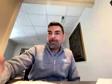 Roblatino12 Chaturbate stream image from November 14, 2025
