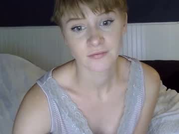 Trixiesplayhouse Chaturbate stream image from November 14, 2025