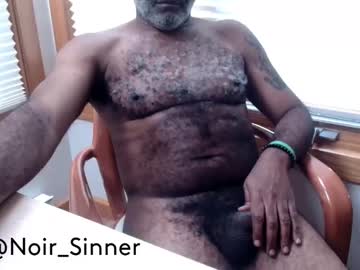 Sinnernoir Chaturbate stream image from November 14, 2025