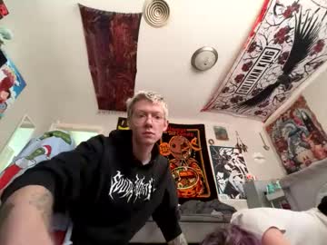 Aleenachexxx Chaturbate stream image from November 14, 2025
