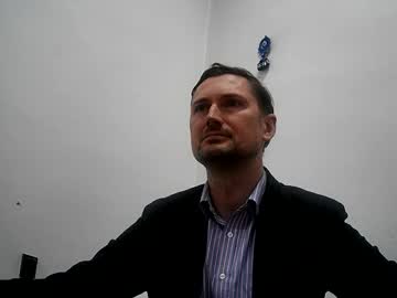 Aristocratukr Chaturbate stream image from November 14, 2025
