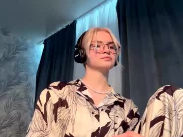 Cindiwittner Chaturbate stream image from November 14, 2025