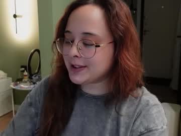 Dashaprivet Chaturbate stream image from November 14, 2025
