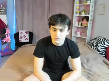 Kevinhunter_ Chaturbate stream image from November 14, 2025