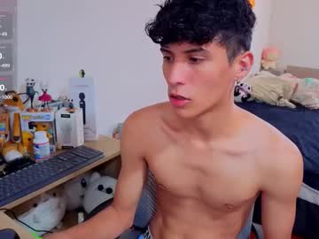 Luclawthorne Chaturbate stream image from November 14, 2025