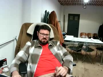 Maythe4bwu Chaturbate stream image from November 14, 2025