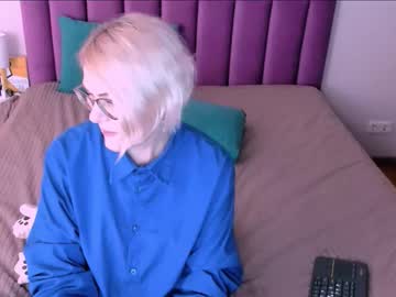 Sabrinamacmarren Chaturbate stream image from November 14, 2025