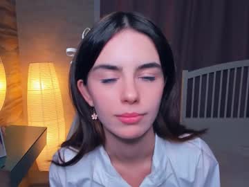 Toitinnon Chaturbate stream image from November 14, 2025