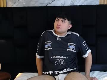 Alex_Beamont Chaturbate stream image from November 14, 2025