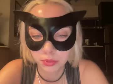 Skibunni69xo Chaturbate stream image from November 14, 2025