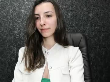 Marielleanker Chaturbate stream image from November 15, 2025