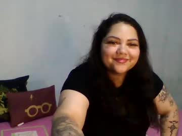 Ravenayuu Chaturbate stream image from November 15, 2025