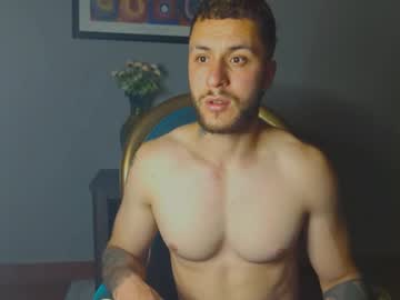 Tomdavisxl Chaturbate stream image from November 15, 2025