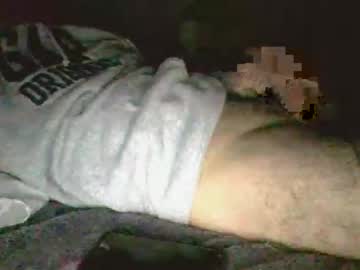 Moet2 Chaturbate stream image from November 15, 2025