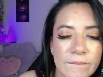 77scarlett Chaturbate stream image from November 15, 2025