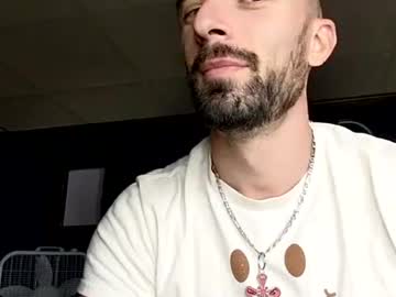 Kingdaddysayless Chaturbate stream image from November 15, 2025